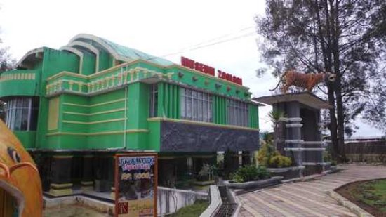 Detail Gambar Kebun Binatang Bukittinggi Nomer 45