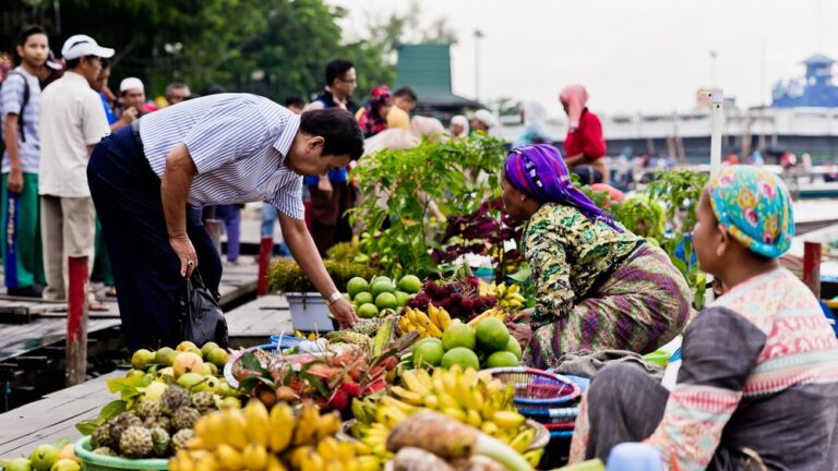 Detail Gambar Kebutuhan Masyarakat Desa Yang Diperoleh Di Perkotaan Nomer 38