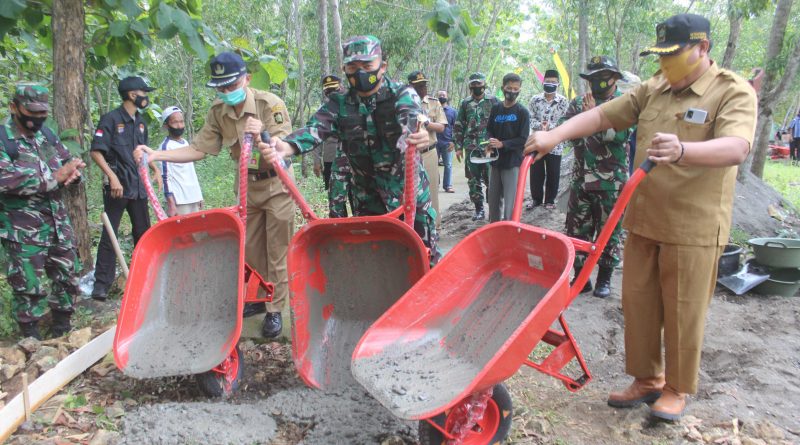 Detail Gambar Kegiatan Karya Bakti Tni Ad Nomer 30