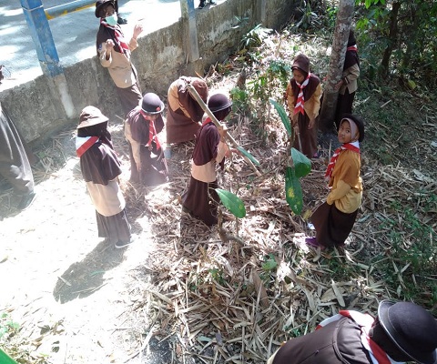 Detail Gambar Kegiatan Kerja Bakti Nomer 23