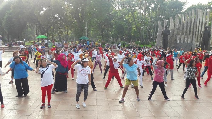 Gambar Kegiatan Senam Remaja - KibrisPDR