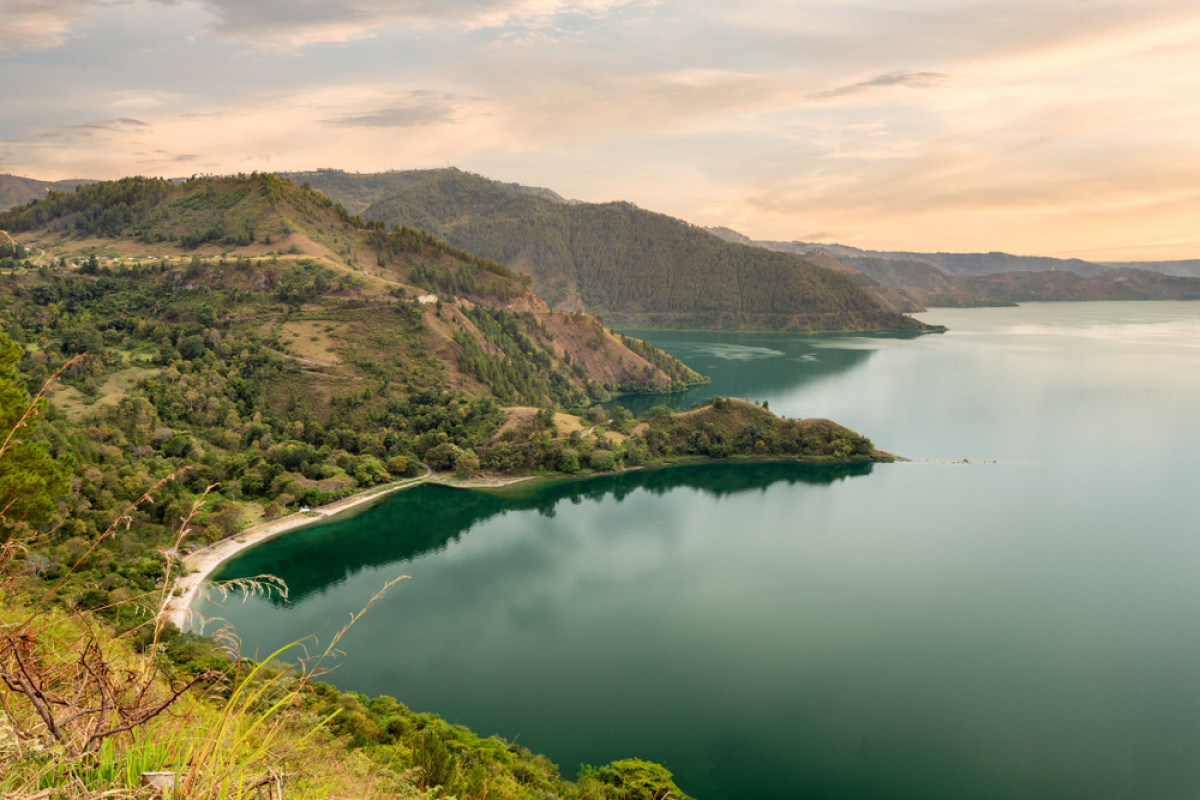 Detail Gambar Keindahan Danau Toba Nomer 25