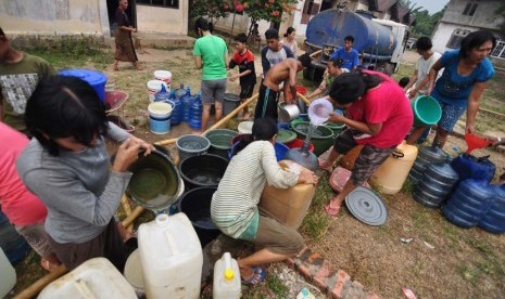 Detail Gambar Kelangkaan Sumber Daya Aalam Di Indonesia Nomer 17