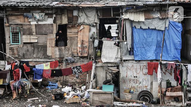 Detail Gambar Kemiskinan Di Indonesia Nomer 20
