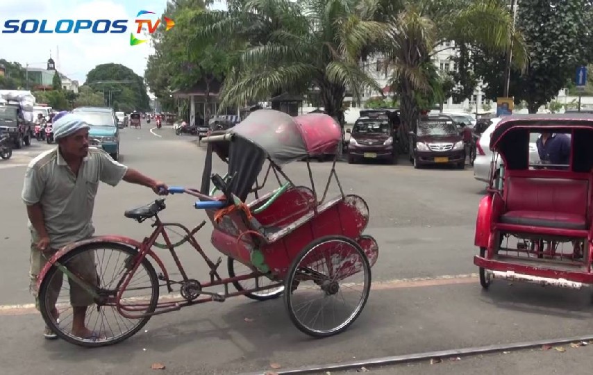 Detail Gambar Kendaraan Roda Dua Di Kota Solo Nomer 49