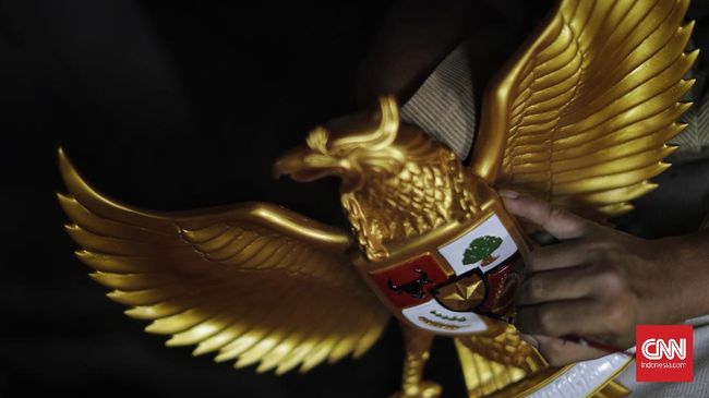 Detail Gambar Kepala Burung Garuda Nomer 27