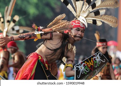 Detail Gambar Kepala Dayak Nomer 11