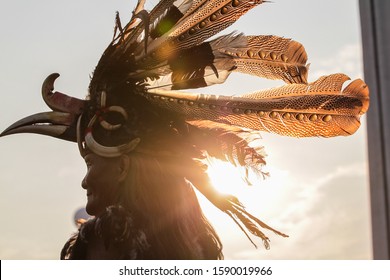 Detail Gambar Kepala Suku Dayak Nomer 10