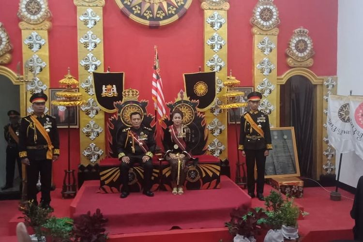 Detail Gambar Kerajaan Raja Dan Ratu Nomer 15