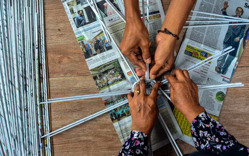 Detail Gambar Kerajinan Dari Jawa Barat Nomer 37