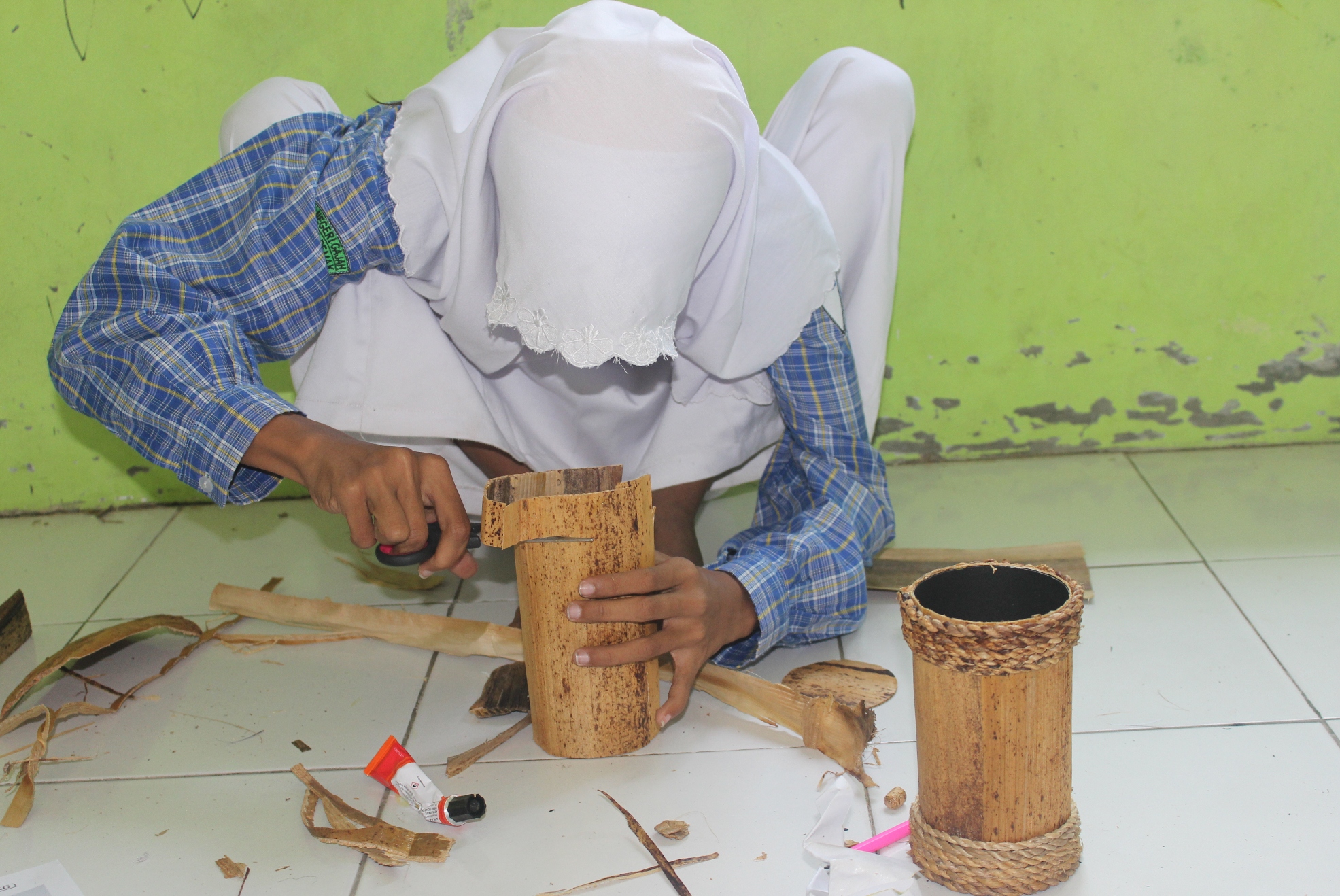 Detail Gambar Kerajinan Tempat Pensil Dari Pelepah Pisang Nomer 51