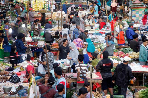 Detail Gambar Keramaian Di Pasar Nomer 43