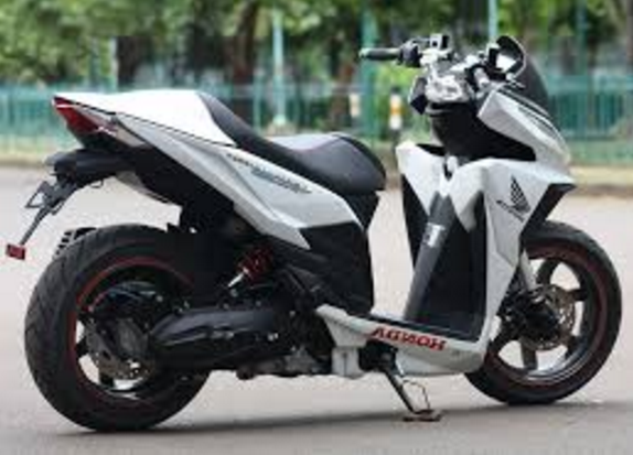 Detail Gambar Kerata Vario Tenno 150 2017 Nomer 36