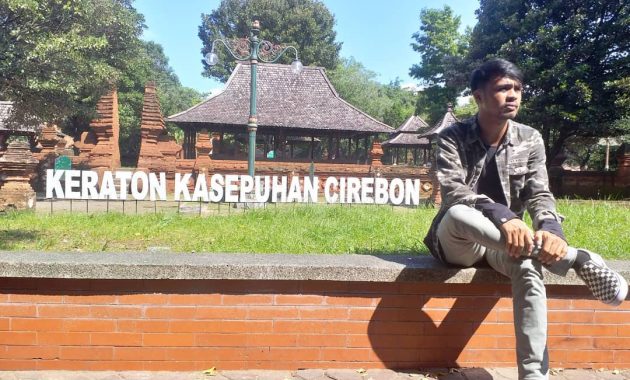 Detail Gambar Keraton Kasepuhan Cirebon Nomer 27