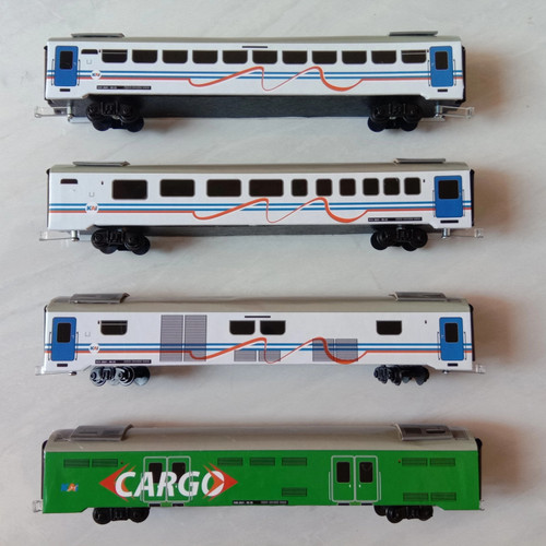 Detail Gambar Kereta Api Indonesia Nomer 51