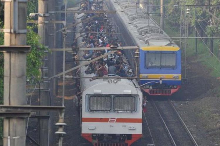 Detail Gambar Kereta Api Listrik Nomer 32