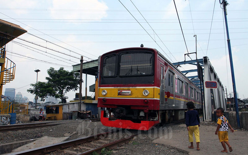 Detail Gambar Kereta Api Listrik Nomer 9