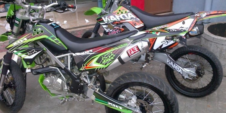 Detail Gambar Kereta Klx Nomer 31