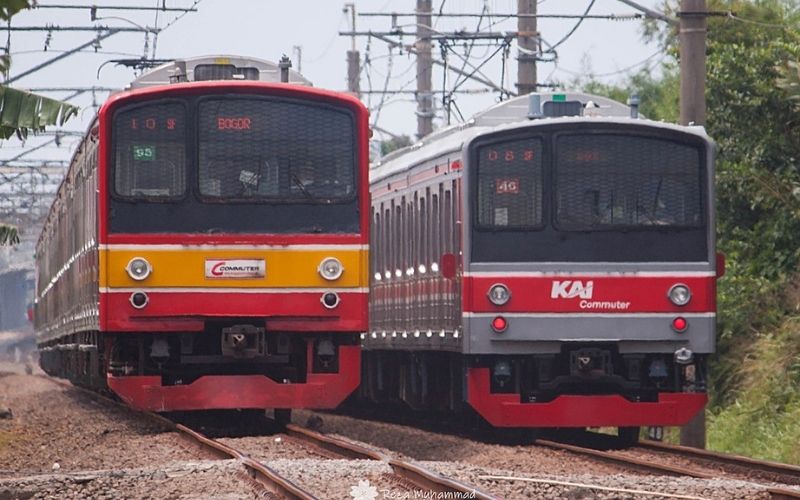 Gambar Kereta Listrik - KibrisPDR