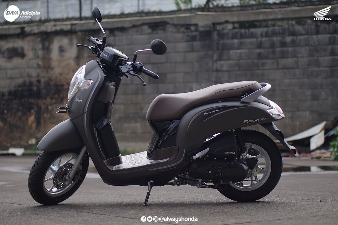 Gambar Kereta Scoopy - KibrisPDR