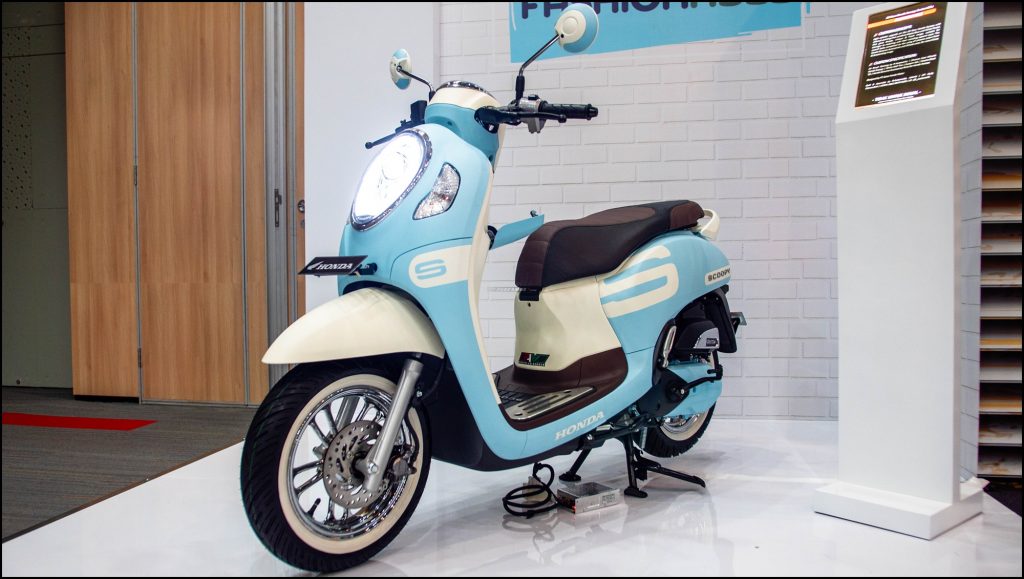 Detail Gambar Kereta Scoopy Nomer 40