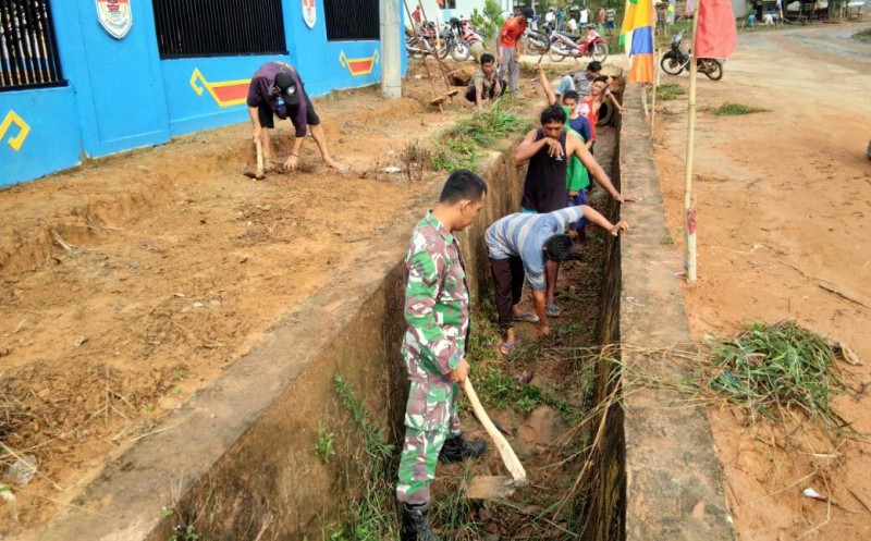 Detail Gambar Kerja Bakti Di Lingkungan Masyarakat Nomer 13