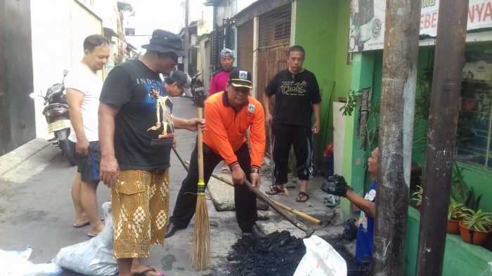 Detail Gambar Kerja Bakti Di Lingkungan Rumah Nomer 43