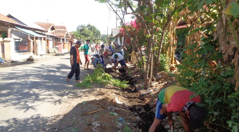 Detail Gambar Kerja Bakti Di Lingkungan Rumah Nomer 45