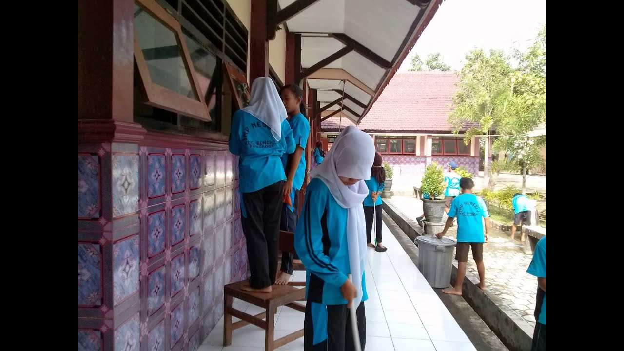 Detail Gambar Kerja Bakti Di Lingkungan Sekolah Nomer 37