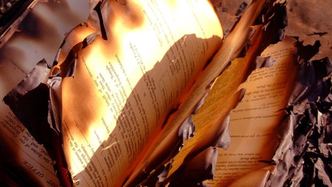 Detail Gambar Kertas Dibakar Nomer 28