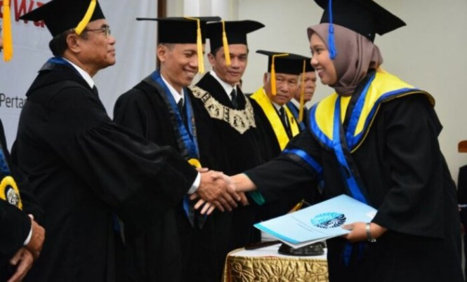 Detail Contoh Penulisan Gelar Sarjana Nomer 47