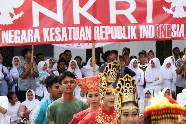 Detail Contoh Persatuan Dan Kesatuan Nomer 55