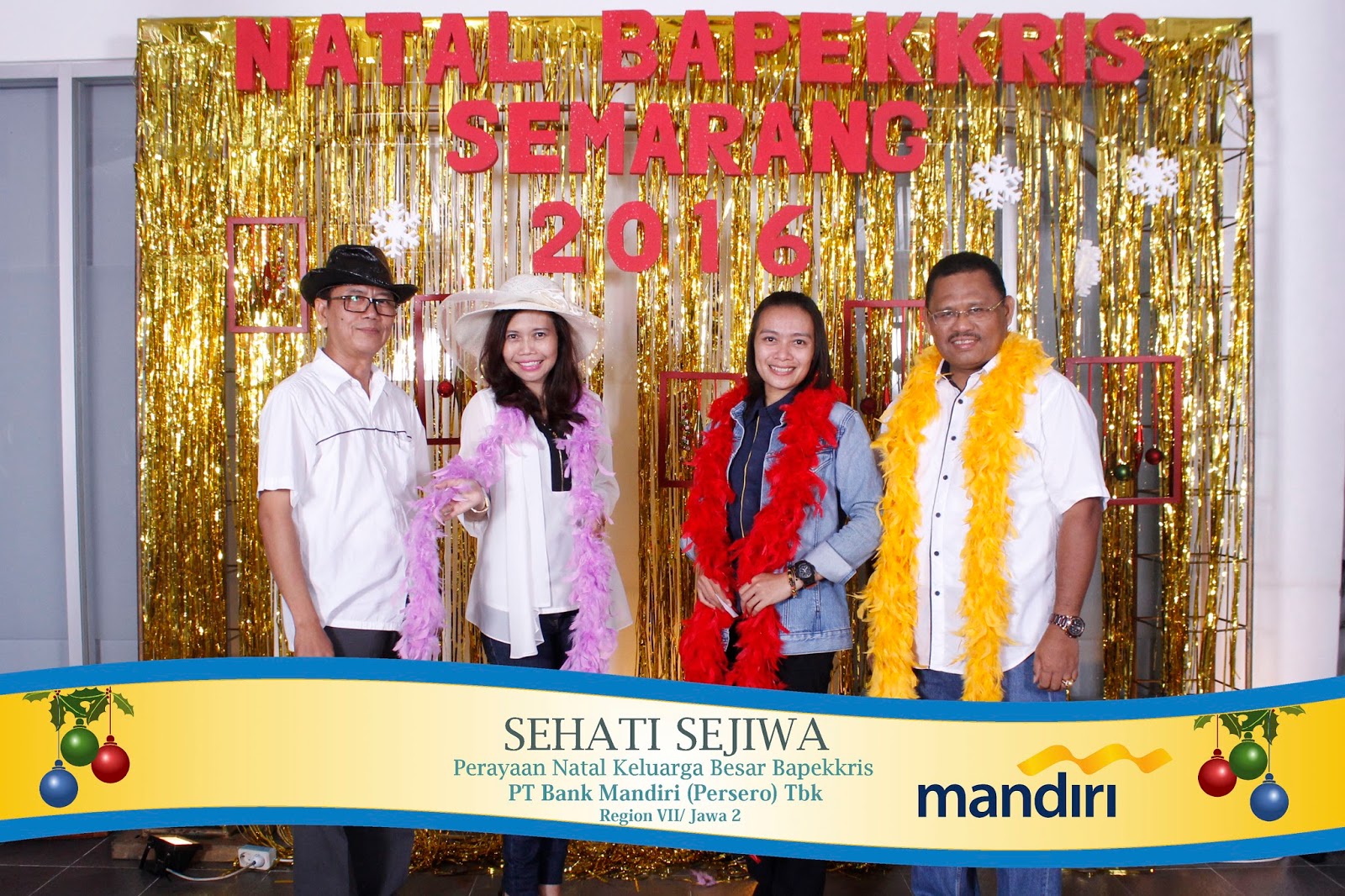 Detail Contoh Photo Booth Natal Nomer 18