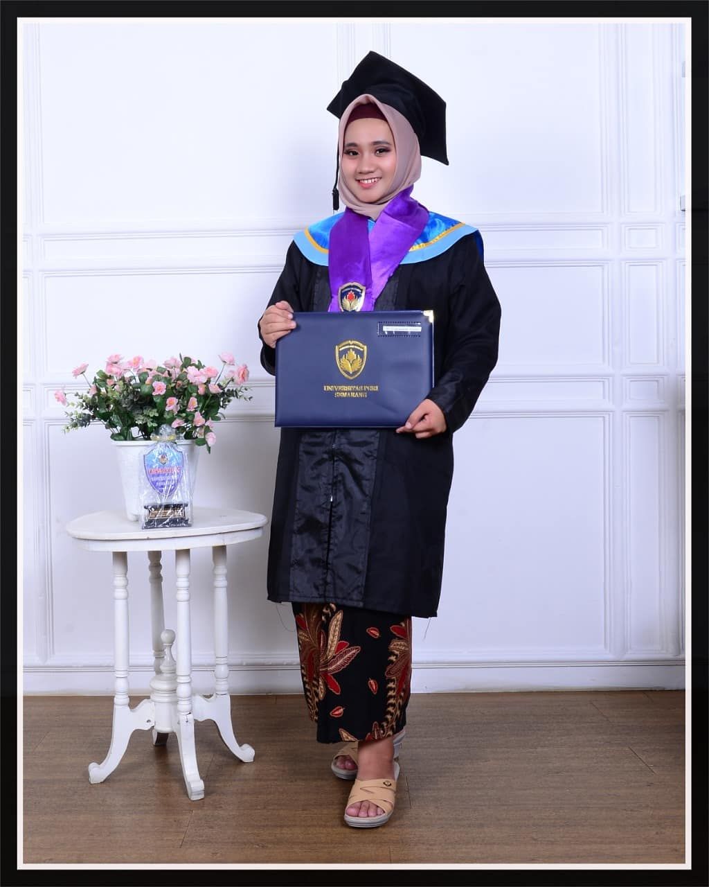 Contoh Photo Wisuda - KibrisPDR