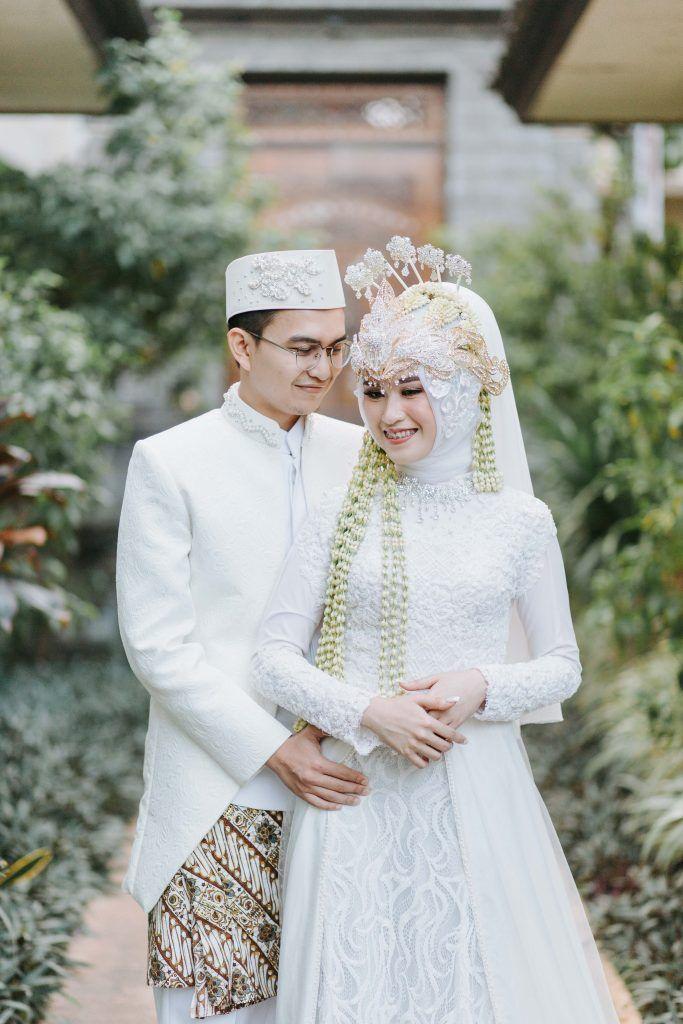 Detail Contoh Pose Pengantin Berdua Nomer 17