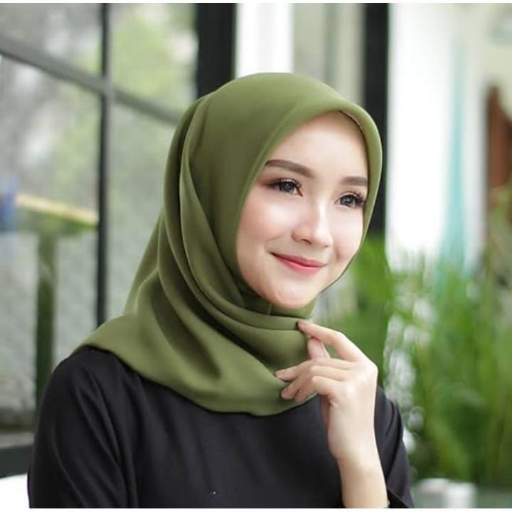 Detail Gambar Kerudung Bella Square Nomer 51