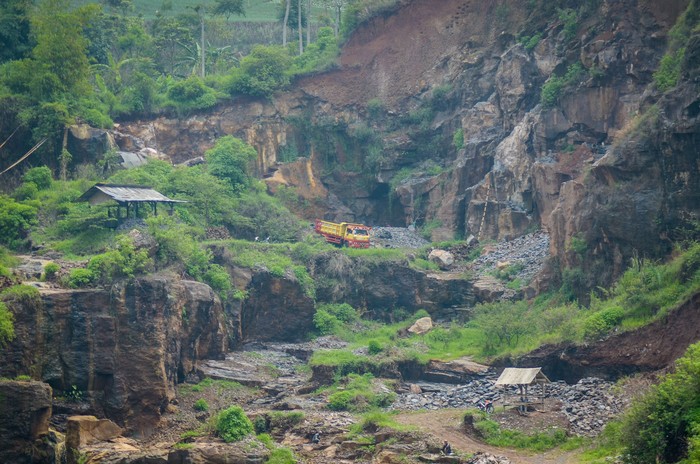 Detail Gambar Kerusakan Alam Nomer 10