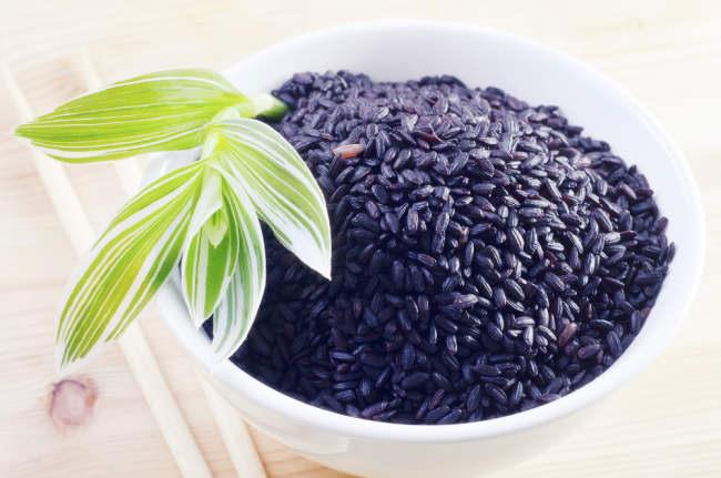 Detail Gambar Ketan Putih Campur Hitam Yang Mentah Nomer 5