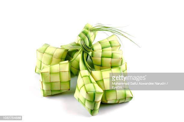 Detail Gambar Ketupat Background Raya Nomer 56