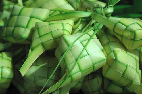 Detail Gambar Ketupat Lebaran Lucu Nomer 33