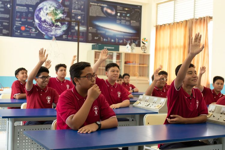 Detail Gambar Kewajiban Anak Di Sekolah Nomer 30