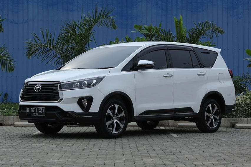 Detail Gambar Kijang Innova Terbaru Nomer 2