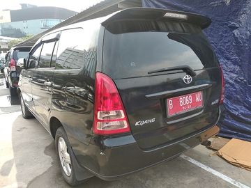 Detail Gambar Kijang Inova 2005 Nomer 38