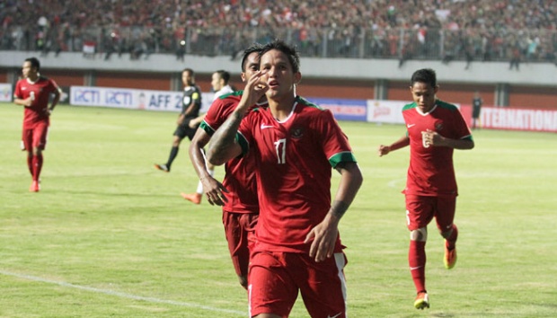 Detail Gambar Kim Jeppry Dan Irfan Bachdim Nomer 35