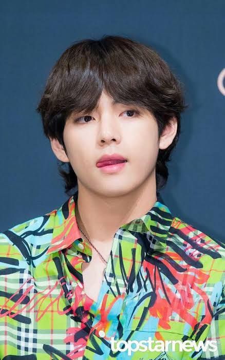 Detail Gambar Kim Taehyung Terbaru Nomer 7