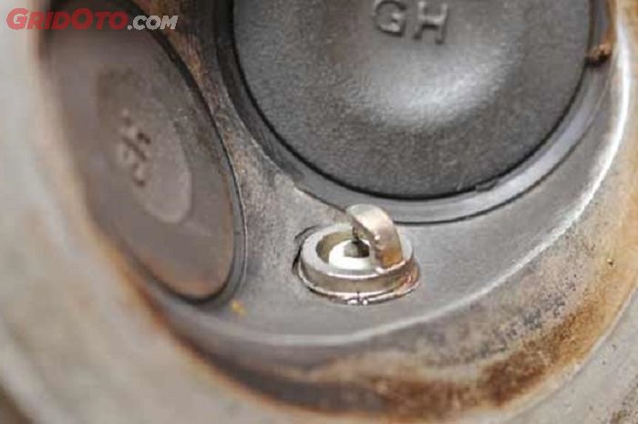 Detail Gambar Klep Motor Nomer 32