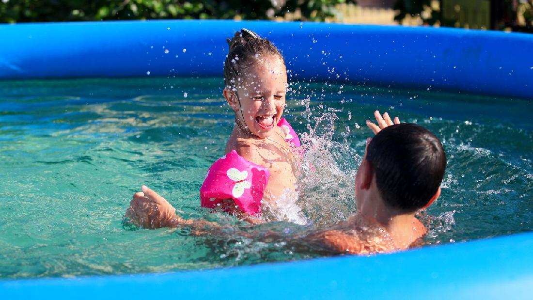 Detail Gambar Kolam Renang Anak Anak Nomer 22