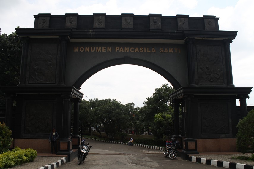 Detail Gambar Komplek Monumen Pancasila Nomer 29