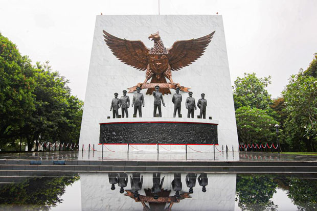 Detail Gambar Komplek Monumen Pancasila Nomer 30