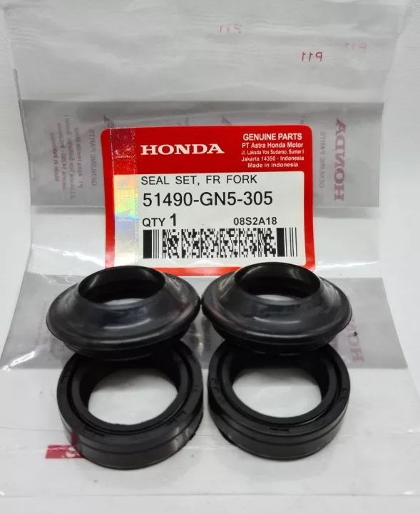 Detail Gambar Komponen Seal Shock Depan Motor Nomer 32